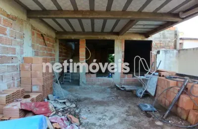 Casa com 2 quartos à venda na Rua Brumadinho, Parque Xangri-Lá, Contagem