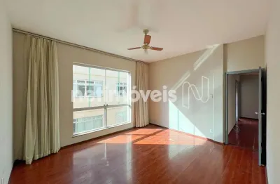 Apartamento com 3 quartos à venda na Rua Araguari, Santo Agostinho, Belo Horizonte