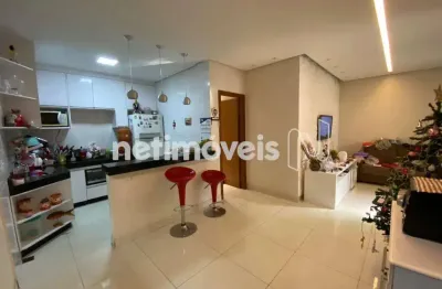 Casa com 2 quartos à venda na Rua Nascente de Minas, Gávea, Vespasiano