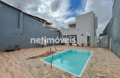 Casa com 4 quartos à venda na Rua Artur Alvim, Horto Florestal, Belo Horizonte