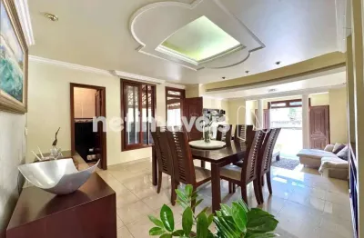 Casa com 3 quartos à venda na Rua Dona Celuta Monteiro, Dona Clara, Belo Horizonte