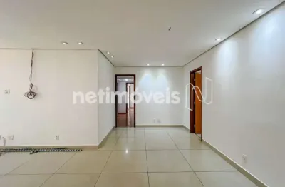 Apartamento com 3 quartos à venda na Rua Aiuruoca, Fernão Dias, Belo Horizonte