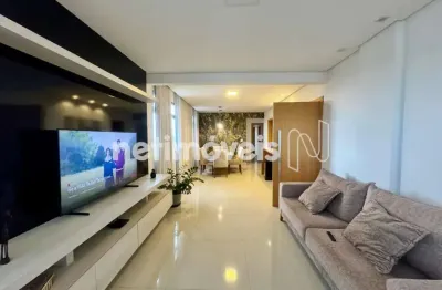 Apartamento com 3 quartos à venda na Rua Castelo de Edimburgo, Castelo, Belo Horizonte