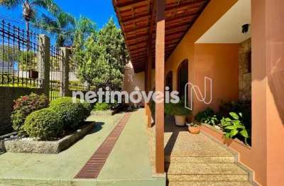 Casa com 6 quartos à venda na Avenida Miguel Perrela, Castelo, Belo Horizonte