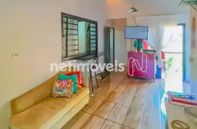 Casa com 3 quartos à venda na Rua Genoveva de Souza, Sagrada Família, Belo Horizonte