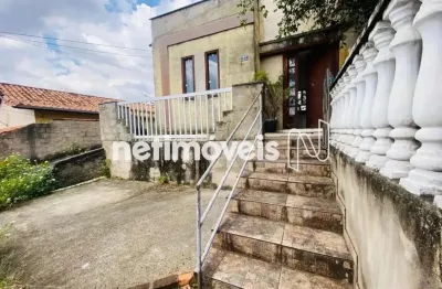 Casa com 3 quartos à venda na Rua Gibraltar, Glória, Belo Horizonte