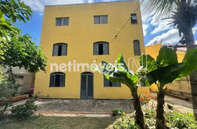 Casa com 6 quartos à venda na Rua Trinta e Sete, Tropical, Contagem