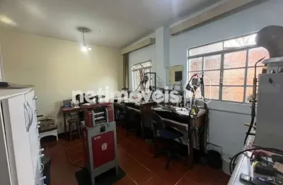 Casa à venda na Rua Lindolfo de Azevedo, Jardim América, Belo Horizonte