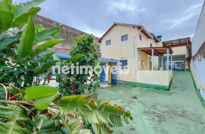 Casa com 4 quartos à venda na Rua Abaeté, Bonfim, Belo Horizonte