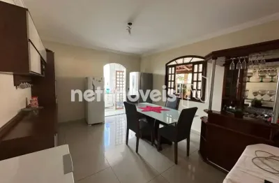 Casa com 5 quartos à venda na Rua Mônaco, Parque Ayrton Senna, Contagem