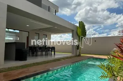 Casa com 4 quartos à venda na Rua A, Paineiras, Lagoa Santa