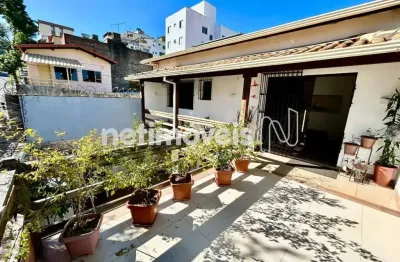 Casa com 3 quartos à venda na Rua Jaú, Paraíso, Belo Horizonte
