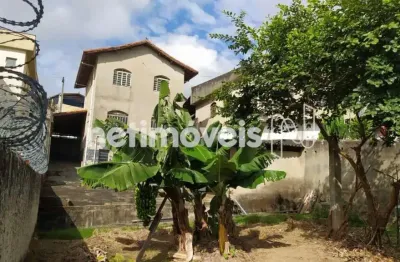 Casa com 4 quartos à venda na Rua Coqueiros, Cachoeirinha, Belo Horizonte