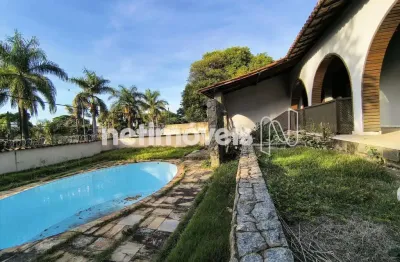 Casa com 5 quartos à venda na Avenida Santa Rosa, São Luiz, Belo Horizonte
