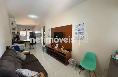 Casa com 2 quartos à venda na Rua Camanducaia, Parque Xangri-Lá, Contagem