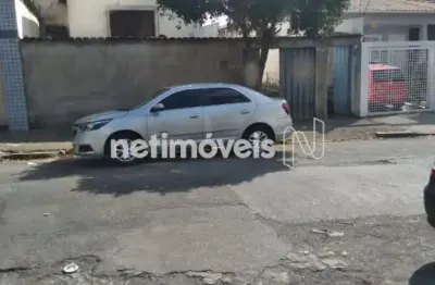 Casa com 2 quartos à venda na Rua Bom Despacho, Santa Tereza, Belo Horizonte