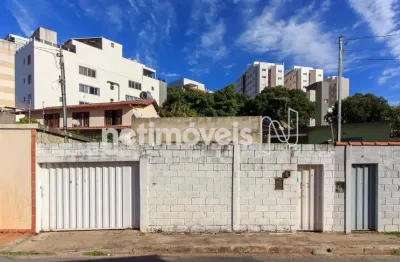 Casa com 3 quartos à venda na Rua Paracaima, Salgado Filho, Belo Horizonte