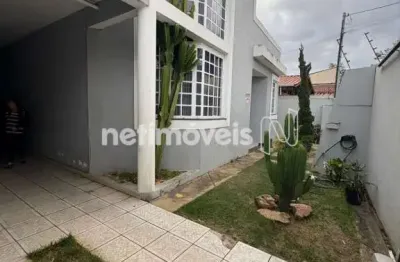Casa com 4 quartos à venda na Rua Padre Francisco Juarez, Três Barras, Contagem