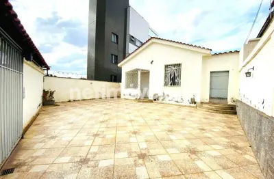 Casa com 3 quartos à venda na Rua Professor Raimundo Nonato, Santa Tereza, Belo Horizonte
