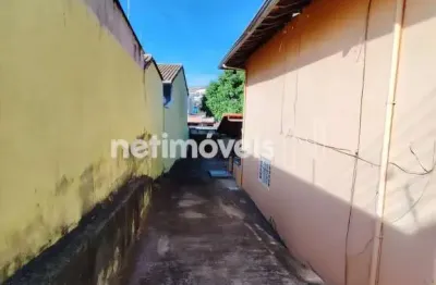 Casa com 7 quartos à venda na Rua Gentil Diniz, Três Barras, Contagem