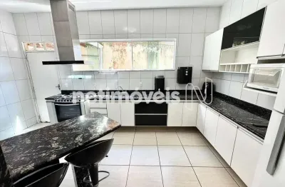 Casa com 4 quartos à venda na Rua Aracati, Parque Xangri-Lá, Contagem