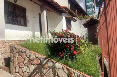 Casa com 4 quartos à venda na Rua Castelo de Alcobaça, Castelo, Belo Horizonte
