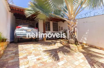 Casa com 4 quartos à venda na Rua Itambé do Mato Dentro, Serrano, Belo Horizonte