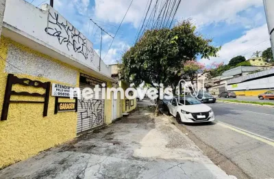 Casa à venda na Avenida Ivaí, Dom Bosco, Belo Horizonte