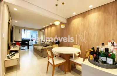 Apartamento com 2 quartos à venda na Rua Castelo de Alcobaça, Castelo, Belo Horizonte