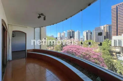 De frente a praça da assenbleia - 240m²; - 4 quartos - construtora líder