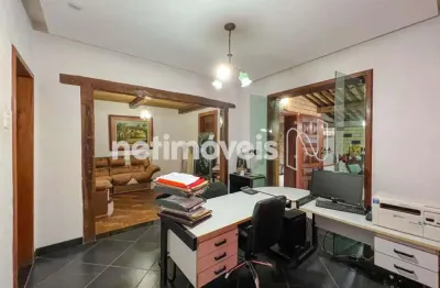 Casa com 3 quartos à venda na Rua Abaeté, Bonfim, Belo Horizonte