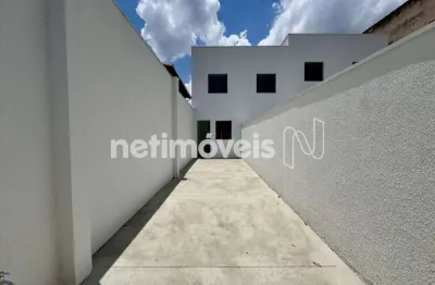 Casa com 2 quartos à venda na Rua Água Doce do Mantena, Jardim Leblon, Belo Horizonte