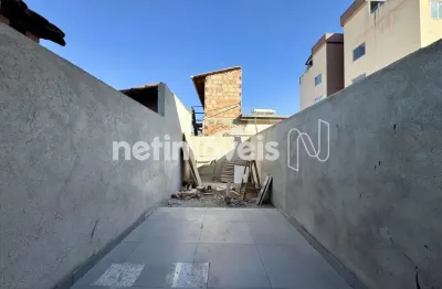 Casa com 2 quartos à venda na Rua Água Doce do Mantena, Jardim Leblon, Belo Horizonte
