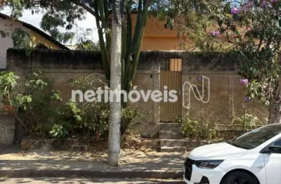 Casa com 2 quartos à venda na Rua Macarena, Pindorama, Belo Horizonte