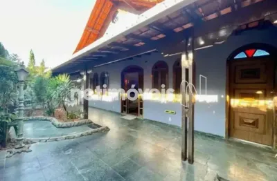 Casa com 3 quartos à venda na Rua Bruxelas, Parque Recreio, Contagem