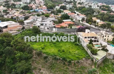 Excelente lote no estoril, com informação básica, em área urbanizada.