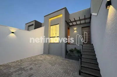 Casa com 3 quartos à venda na Rua João Lucino Da Costa, Novo Centro, Santa Luzia