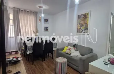 Apartamento de 2 quartos em ótima localização no santo antonio!