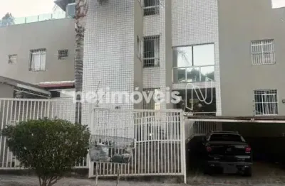 Cobertura no parque turistas, serrano.2 vagas de garagens cobertas, cabem ate 3 carros pequenos.