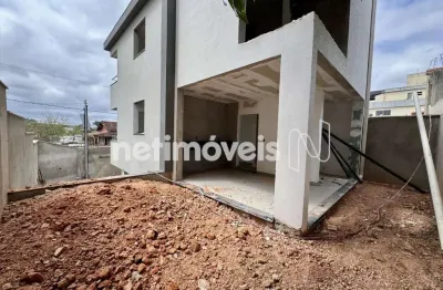 Casa com 3 quartos à venda na Rua Guarda Custódio, Ouro Preto, Belo Horizonte