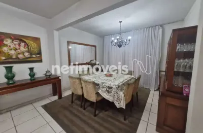 Casa no padre eustáquio. lote independente, ótimo estado de conservação!