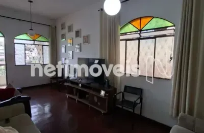 Casa comercial com frente para av antonio carlos, terreno 760 m²; sendo, 12 de frente 50 de fundo;