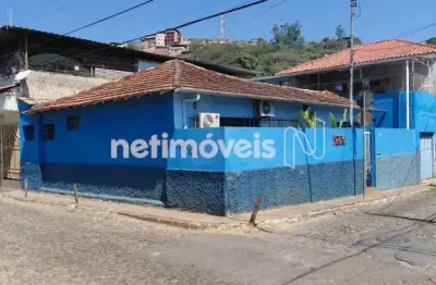 Casa com 2 quartos com ar condicionado no centro de sabará!