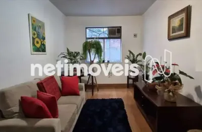 Apartamento espaçoso com elevador e vaga livre no santo antônio!