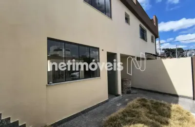 Casa com 2 quartos à venda na Rua Lúcia Helena, Paquetá, Belo Horizonte
