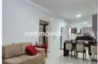 Apartamento 02 quartos seminovo com área privativa, total privacidade.