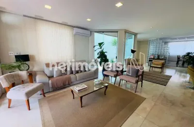 Casa com 4 quartos à venda na Rua Castelo de Alenquer, Castelo, Belo Horizonte