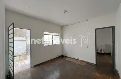 Casa com 4 quartos à venda na Rua Itararé, Concórdia, Belo Horizonte