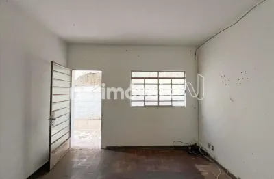Casa com 2 quartos à venda na Rua Itararé, Concórdia, Belo Horizonte