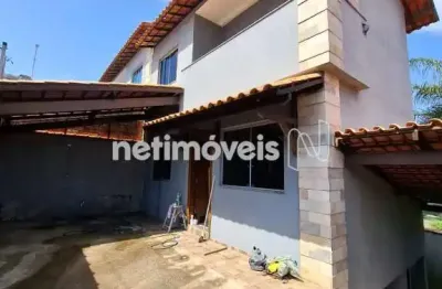 Casa com 3 quartos à venda na Rua Aurora, Aparecida (Parque Durval de Barros), Ibirité